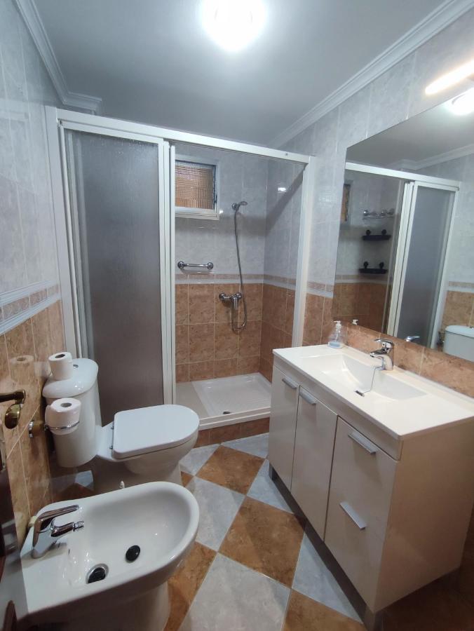 Precioso piso, 3 dormitorios, aire acondicionado Jerez de la Frontera Exterior foto